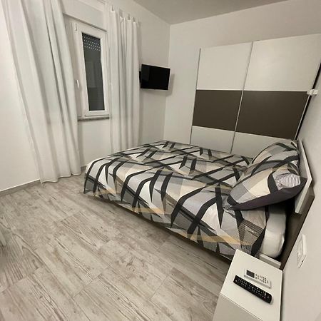 Apartments Demarin Медулин Экстерьер фото
